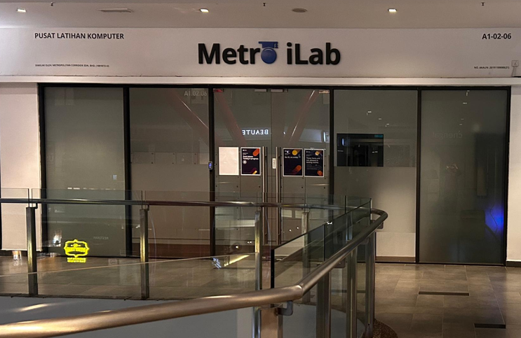 Metro iLab training centre entrance at Sunway GEO